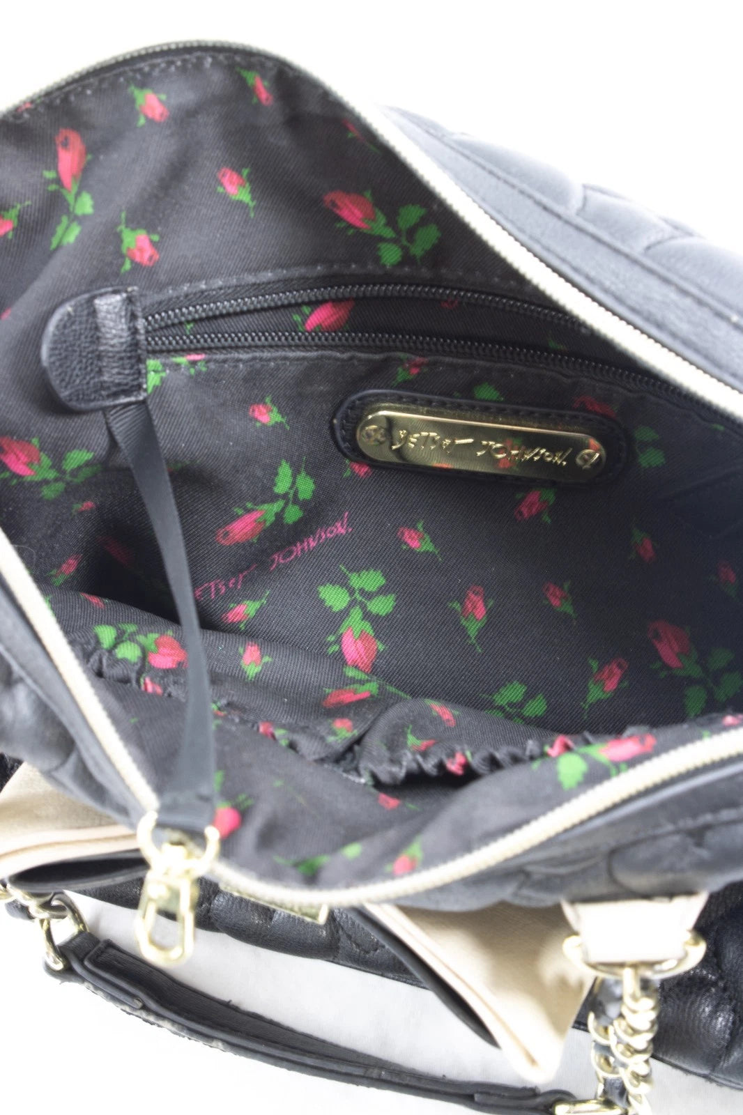 Betsey Johnson Black Quilted Satchel Heart Purse Bow Bag Floral Lining ๐