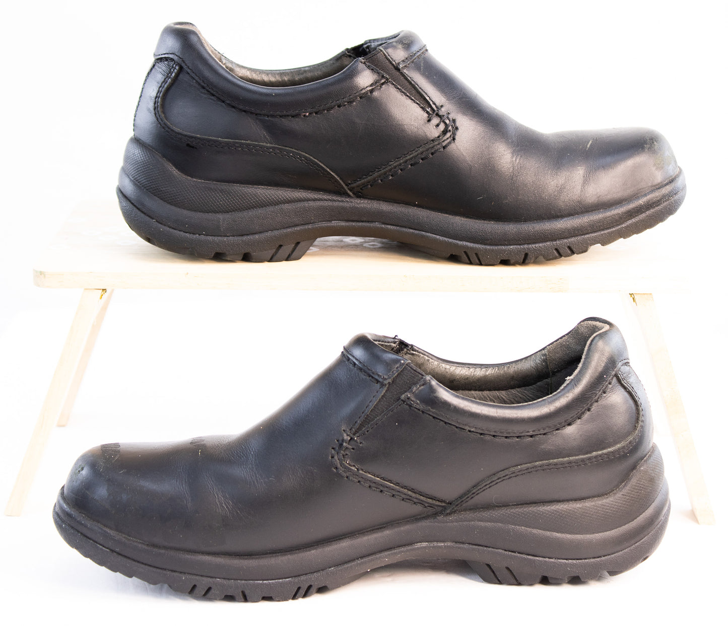 Dansko Professional Black Leather Clogs – EU 43 / Women’s US 12