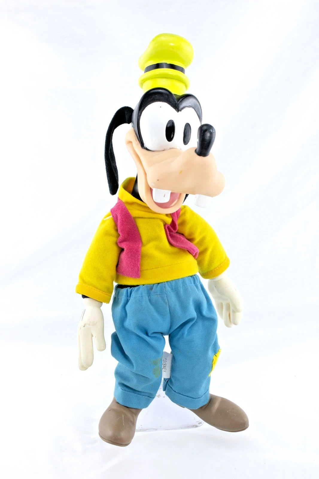 π§’ VINTAGE DISNEY GOOFY PLUSH DOLL β 20β β BIG HEAD, BIG FEET, BIG PERSONALITY!