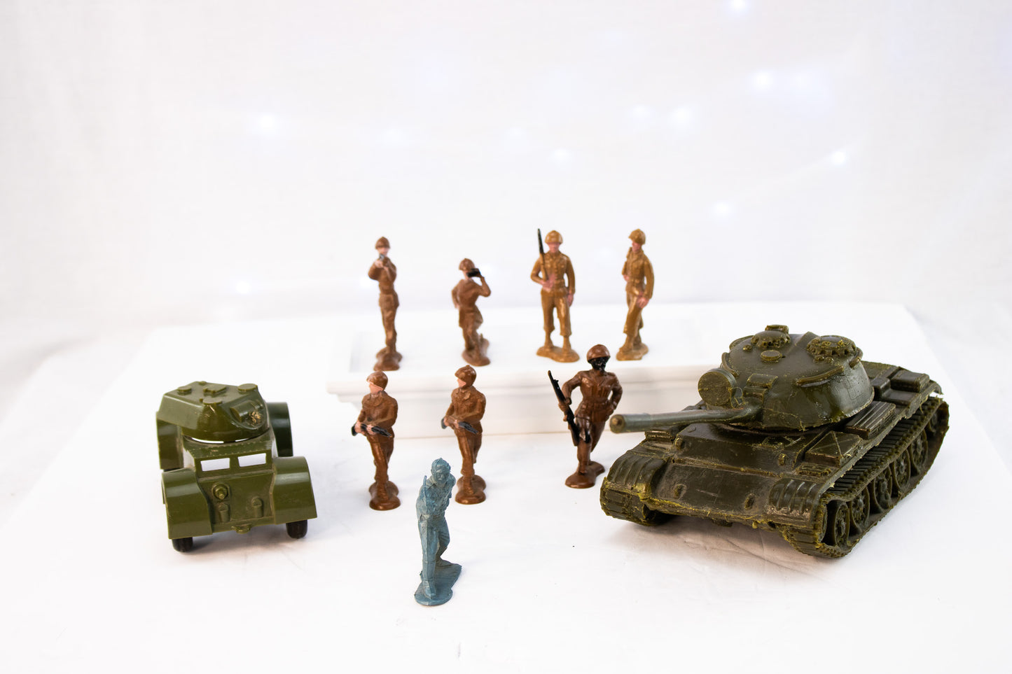 Vintage WWII Army Men Lot Marx Style Tank Scout Car Soldiers 1950s