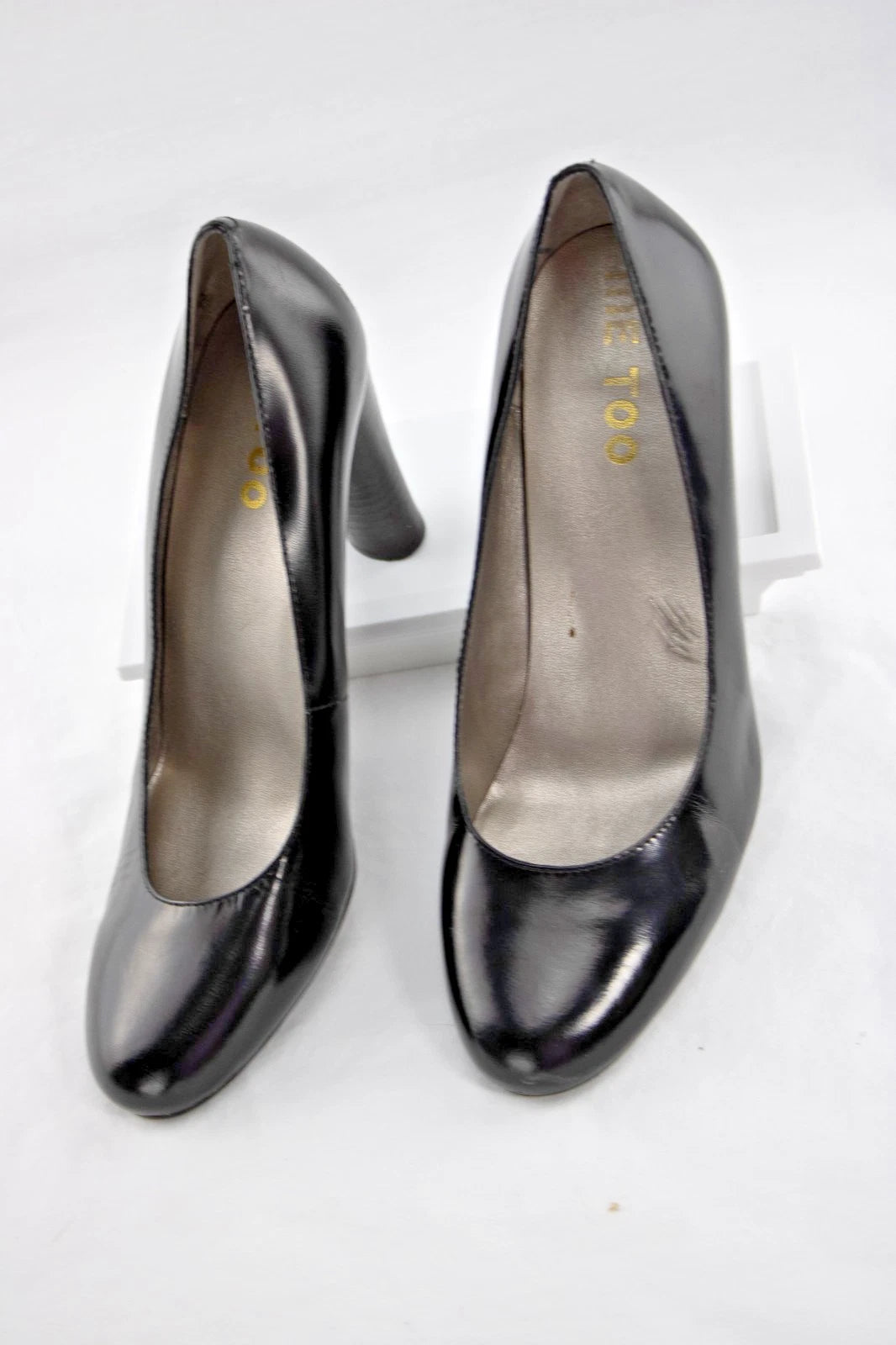 Me Too Black Leather Heels | “Milly” Size 8M Round Toe Pumps | Classic High Heel