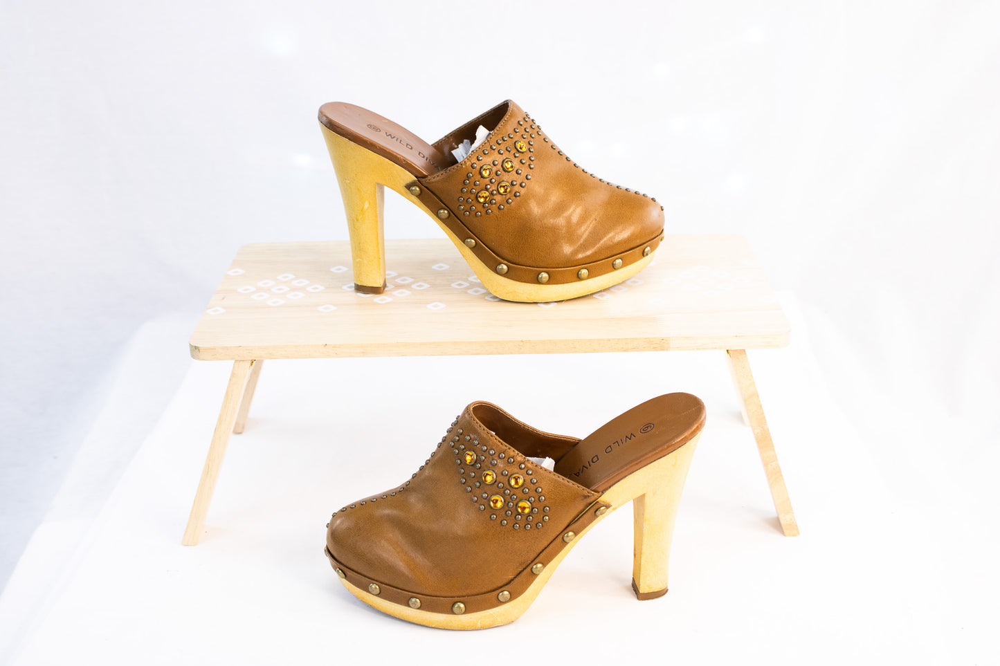 Wild Diva Studded Clog Heels Brown Platform Mules Size 6