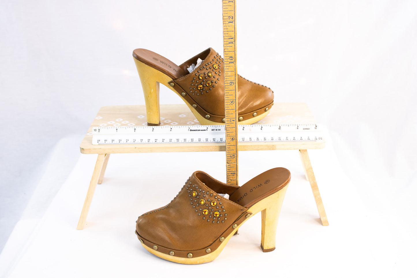 Wild Diva Studded Clog Heels Brown Platform Mules Size 6