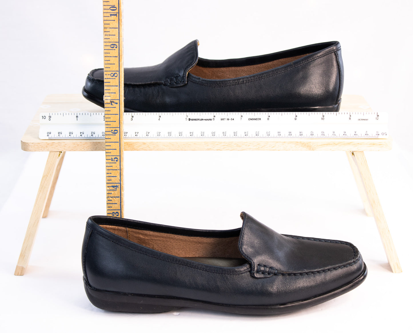 Hush Puppies Black Leather Loafers Women’s 7.5 – WaveReflex Comfort