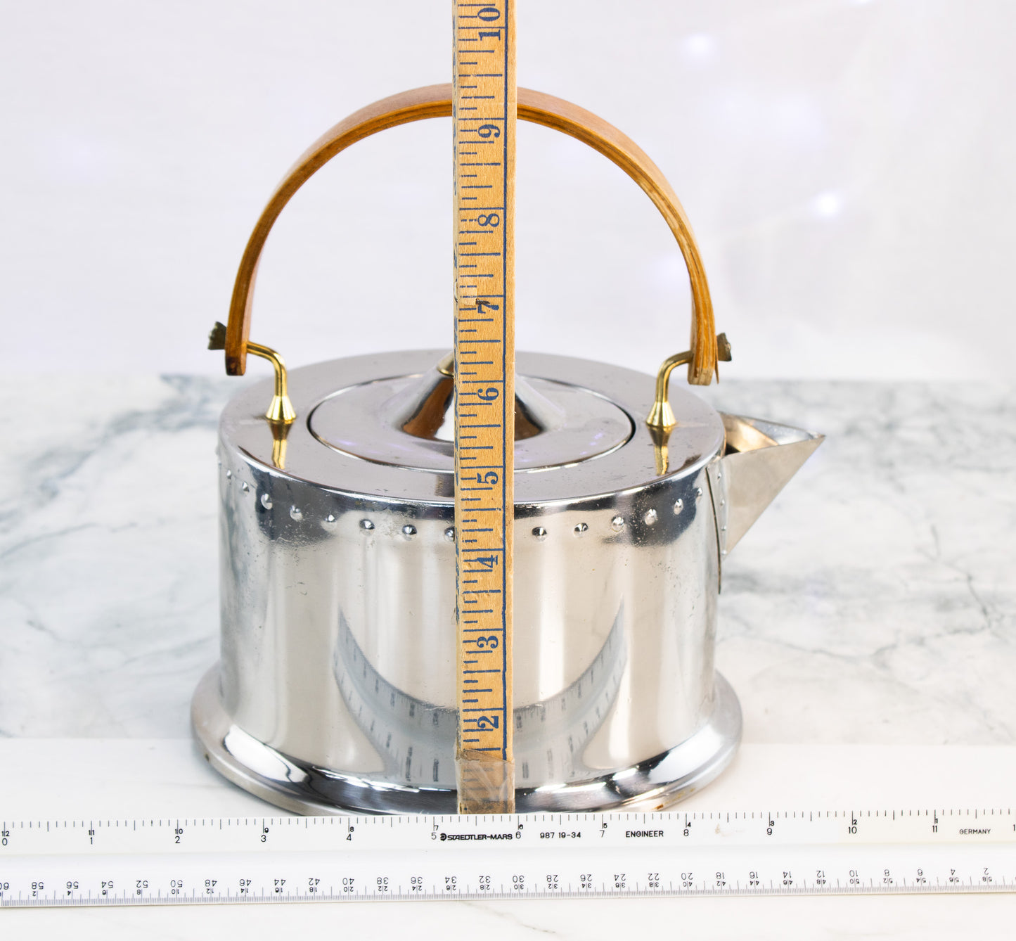 Aluminum Tea Kettle | Wood Handle Stovetop Kettle | 1950s–60s