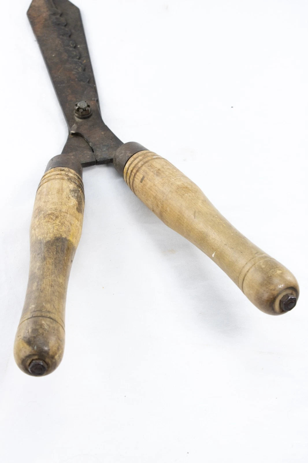 Antique Garden Shears Hedge Clippers – Wood Handle – Rustic Primitive Tool