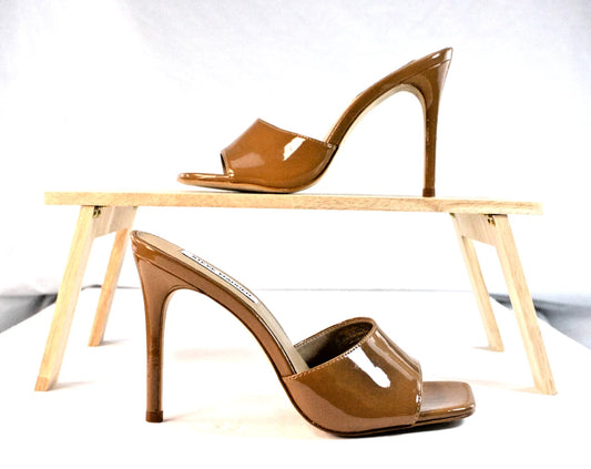 🔥 Steve Madden Tan Patent Mule Heels | Size 8.5 | Glossy Stiletto Pumps