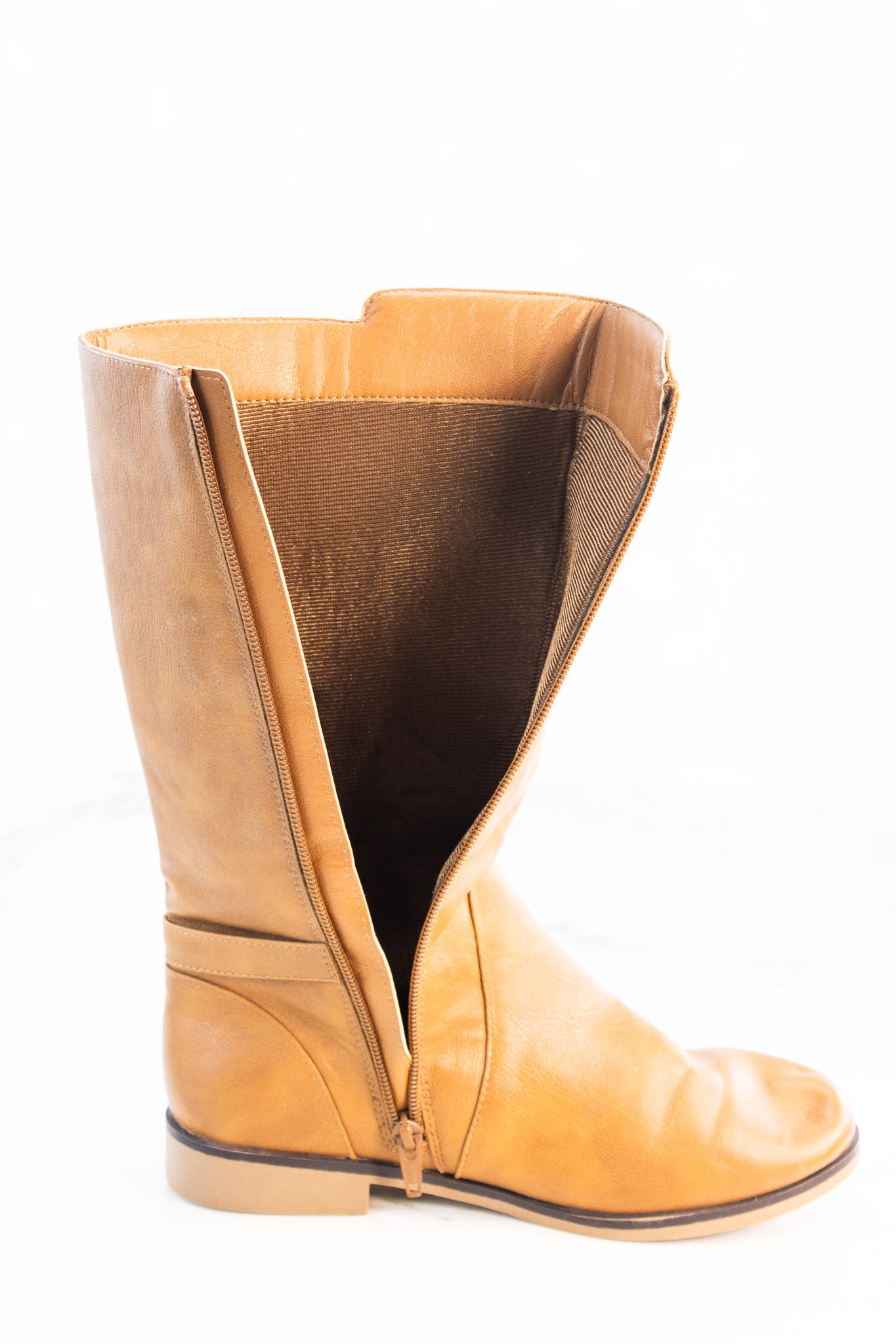 Golden Autumn Riding Boots – Youth Size 5 – Honey Cognac