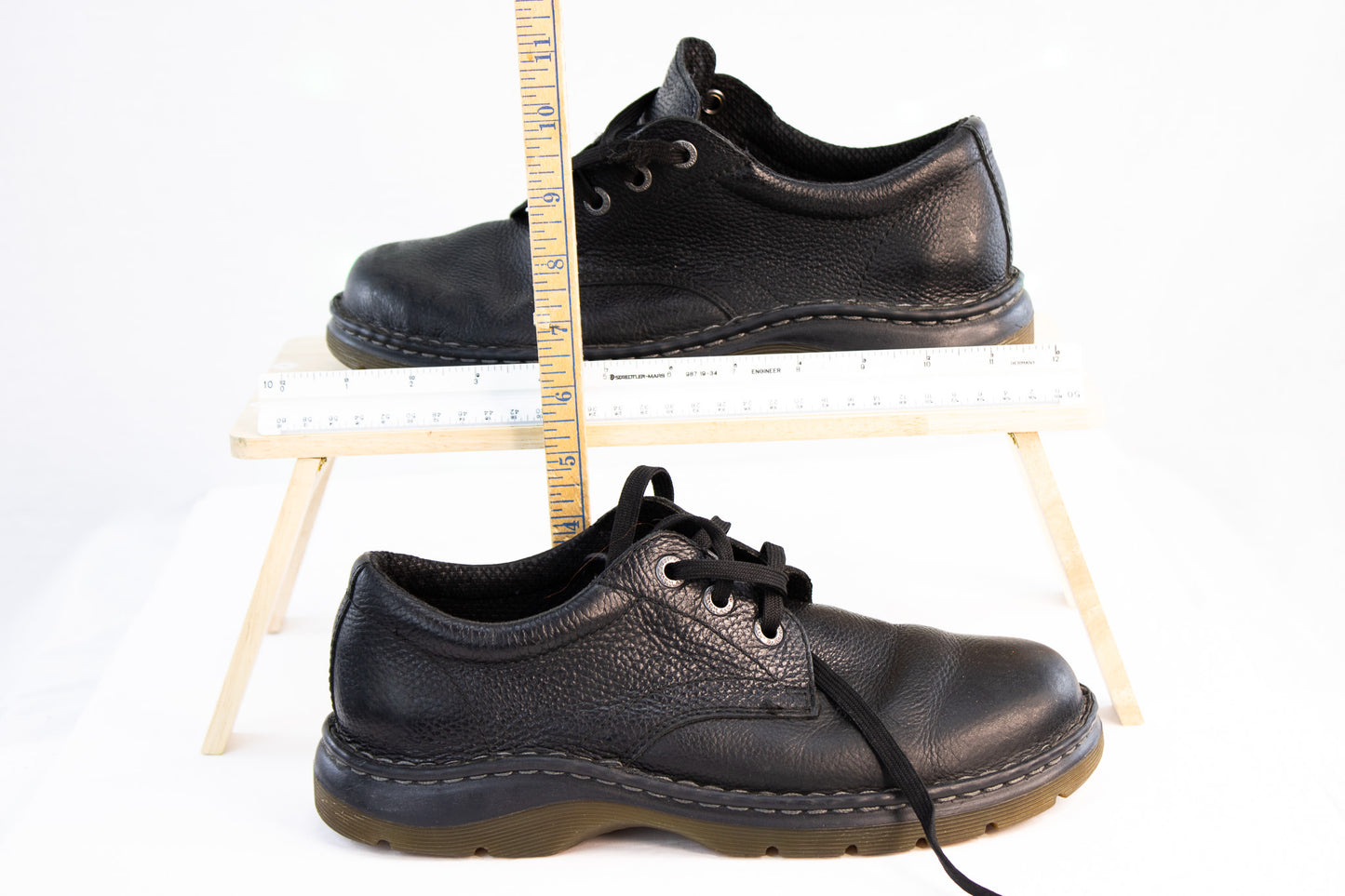 Vintage Dr. Martens Ordel Shoes – Black Leather – US Men’s 9 / EU 42