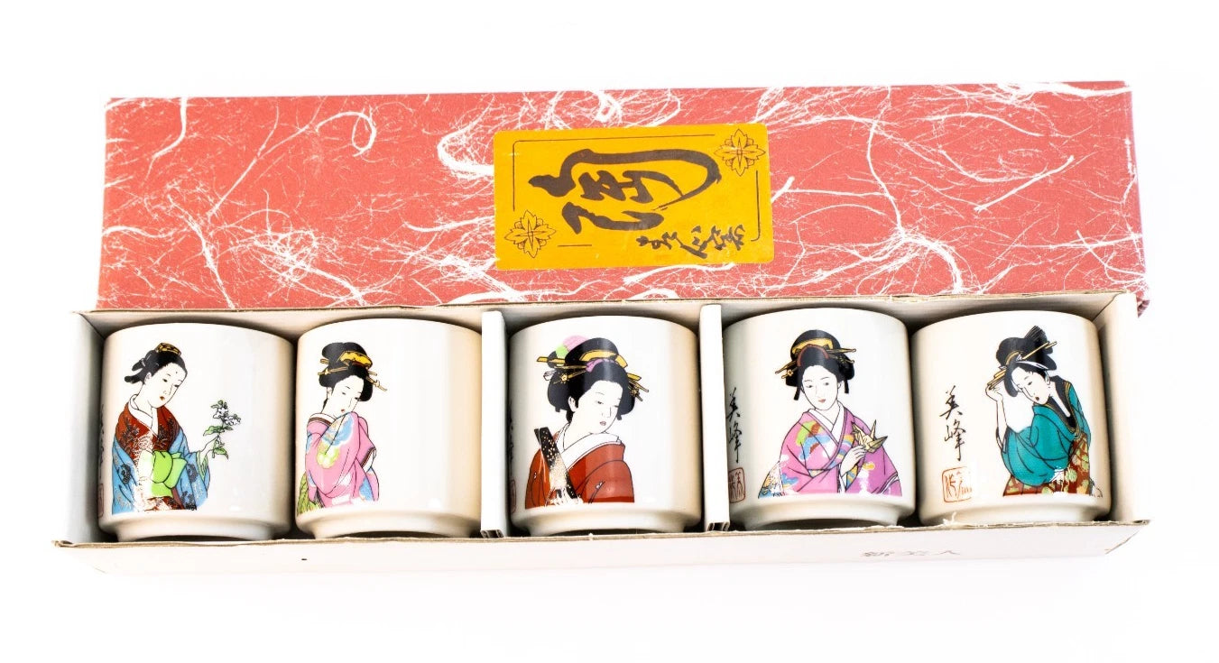 Vintage Japanese Porcelain Teacup Set – Geisha Collection (Set of 5)
