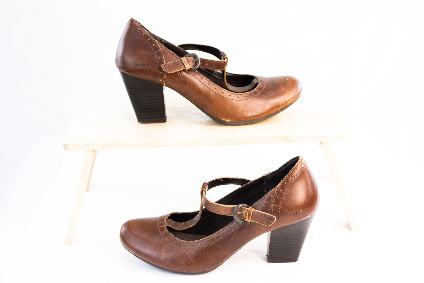 b.ø.c. Brown Leather Mary Jane Heels | Women’s Size 6.5 | Classic Comfort Style