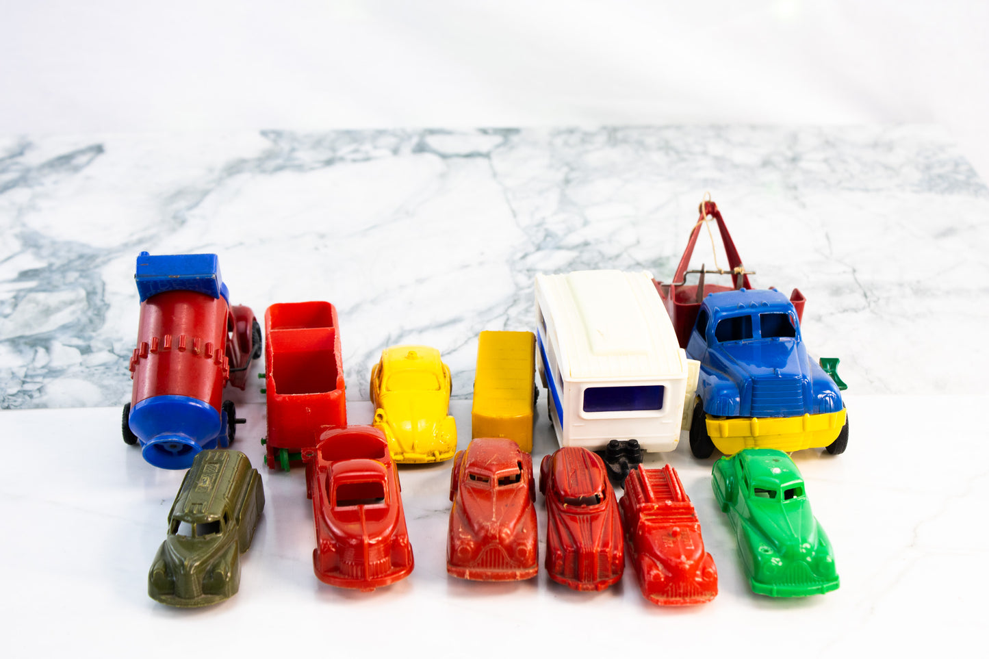 Vintage Plastic Toy Car Truck Lot ACME Lindberg VW Beetle Trailer Toys