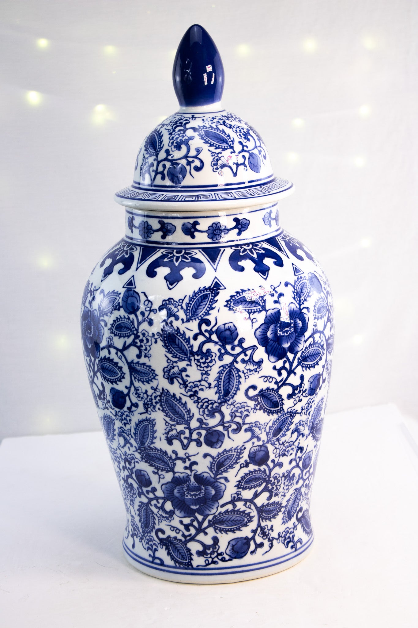 Large Blue White Ginger Jar with Lid Chinoiserie Floral Porcelain Decor