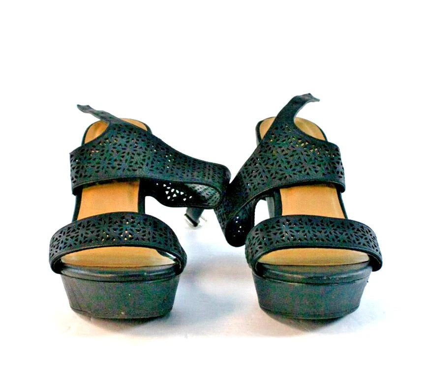 ✨ Y-Not? Black Wedge Sandals – Women’s Size 8 – Strappy Cutout Style ✨