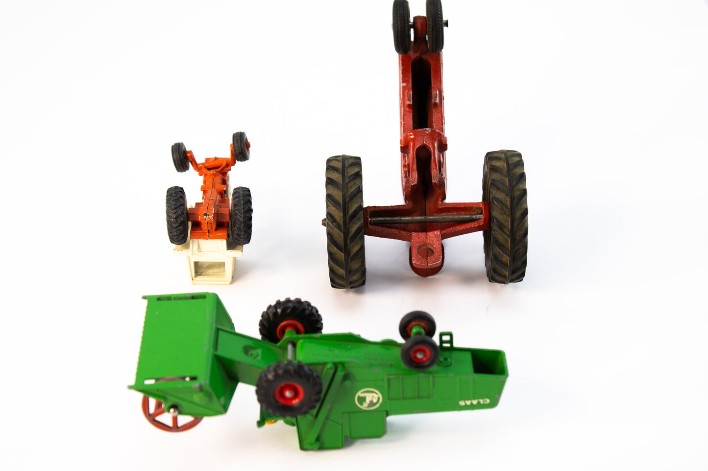 Vintage Diecast Farm Toy Lot – Tractors Bulldozers & Equipment | Rustic Display