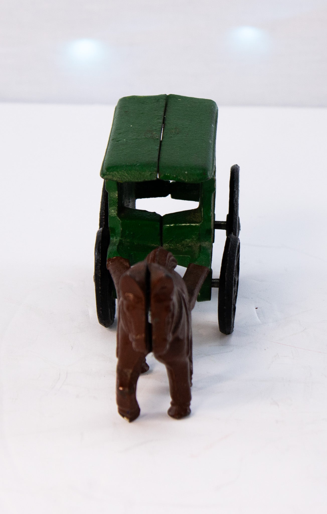 Vintage Cast Iron Horse Drawn Ale Wagon Green Beer Delivery Toy