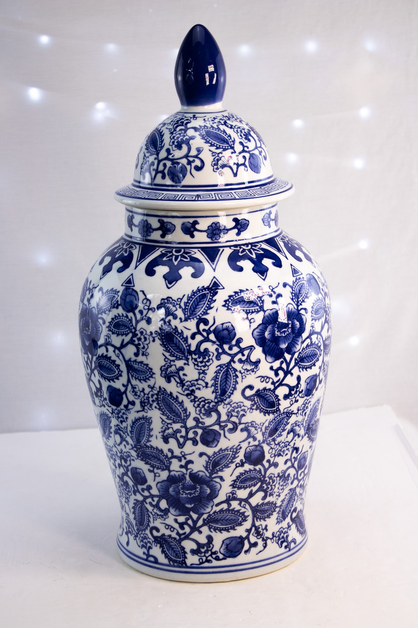 Large Blue White Ginger Jar with Lid Chinoiserie Floral Porcelain Decor