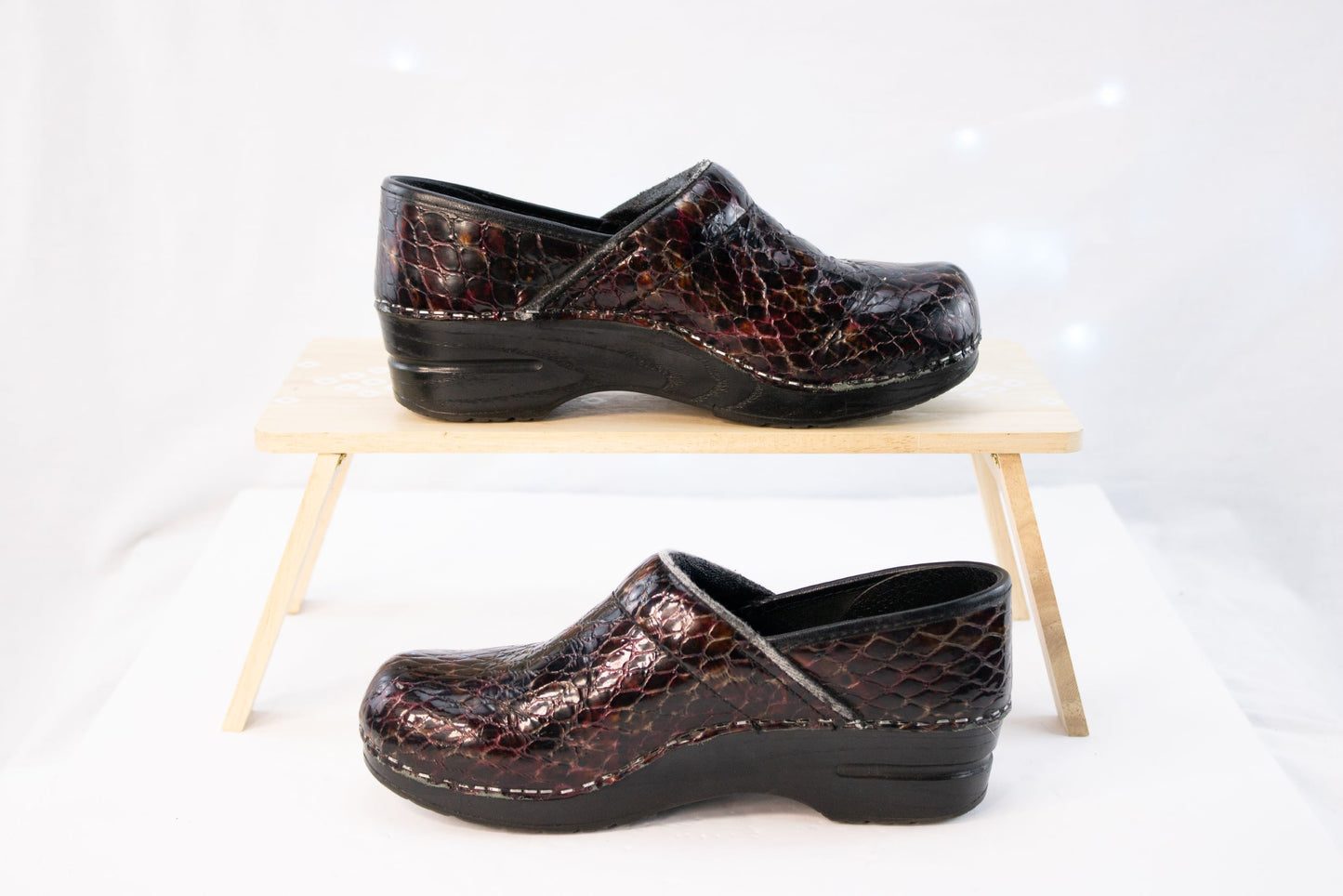 Sanita Danish Clogs EU 38 US 7–7.5 Croc Embossed Leather Slip-On Shoes