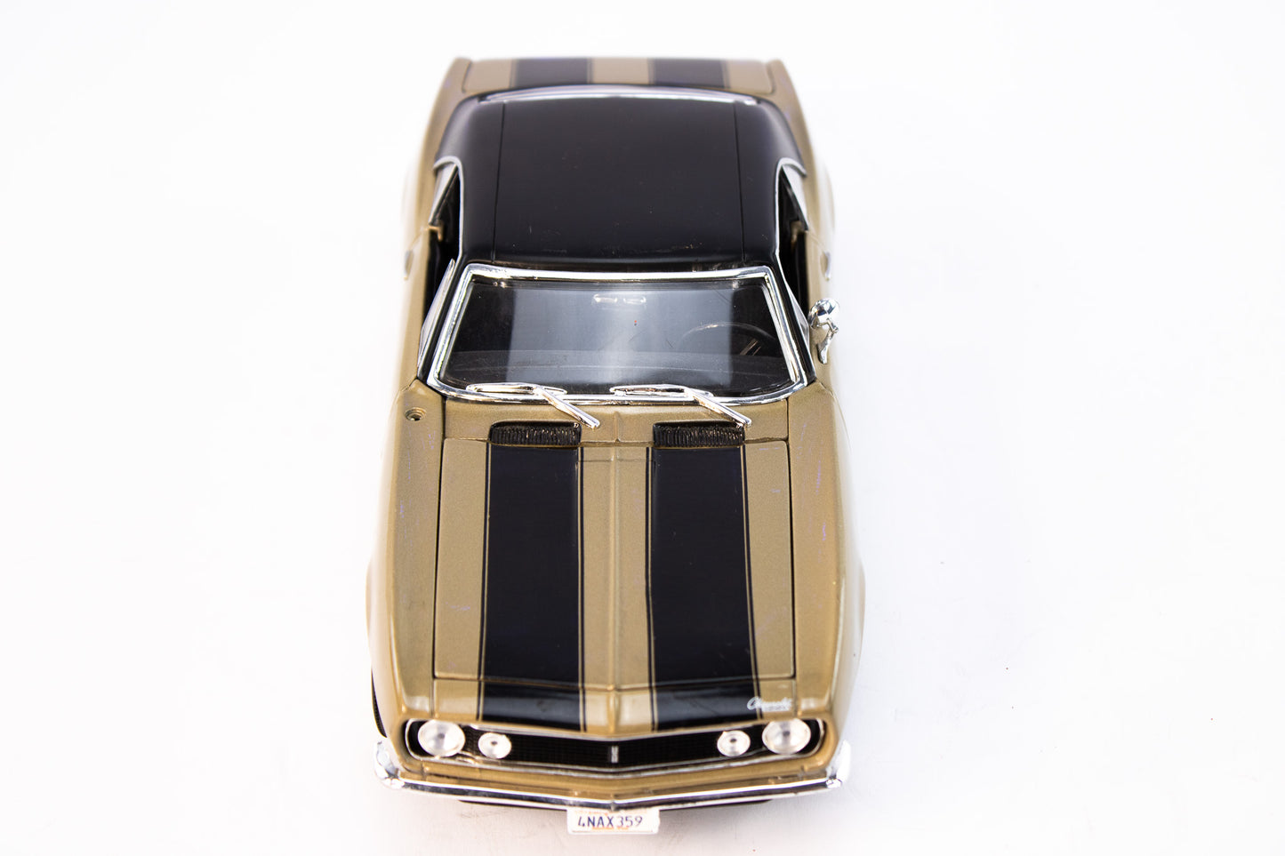 Vintage-Style 1967 Camaro Z/28 Diecast Car – 1:18 Scale by Maisto