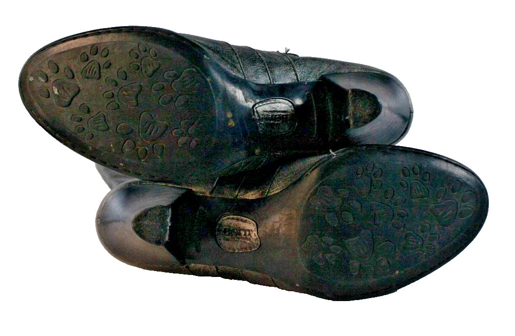 🔥 "BORN" Brand Black Leather Tall Boots – Sleek Heels (Size US 8.5 )