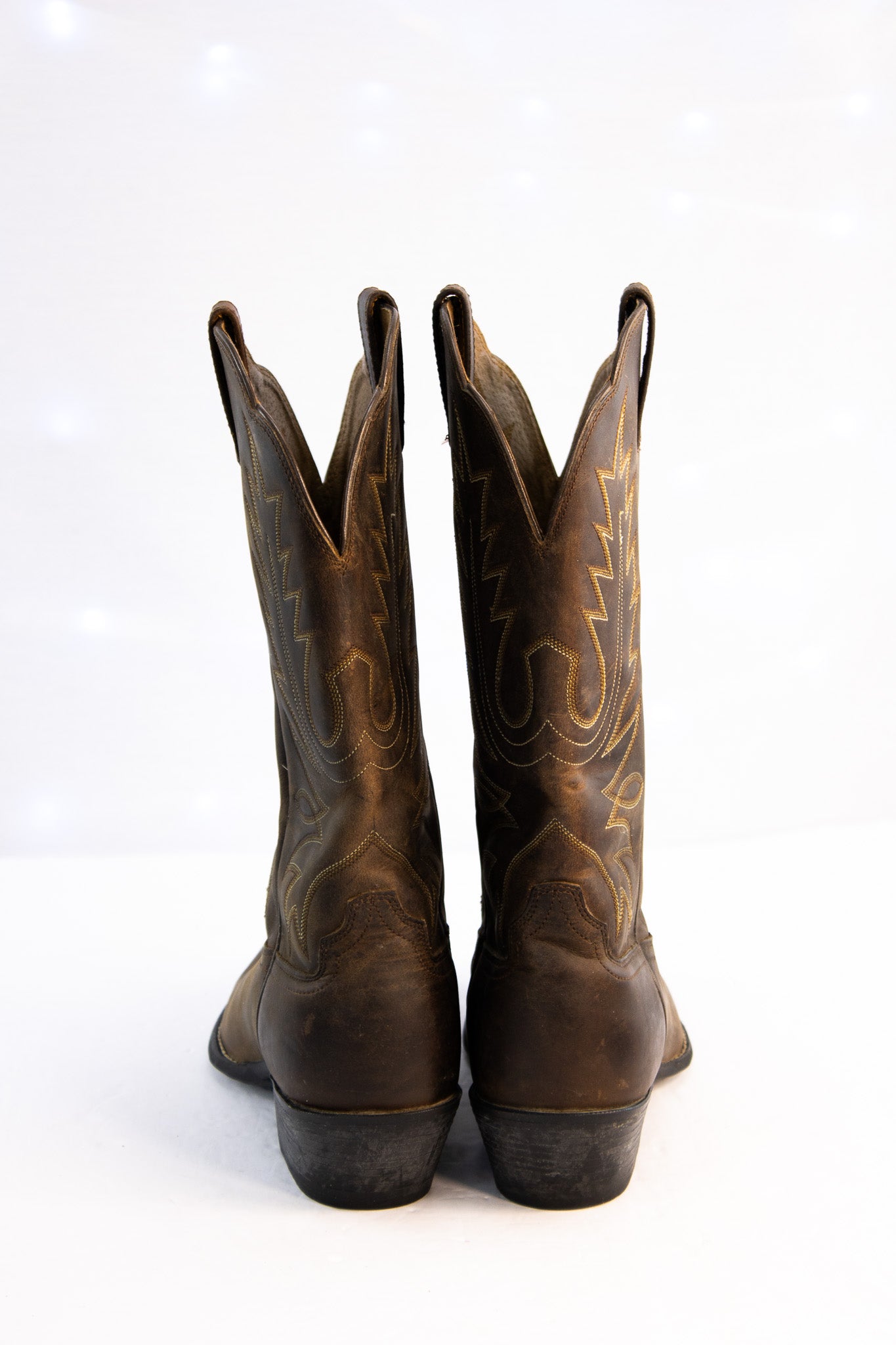 Ariat Men’s Brown Leather Western Boots | Size 9B Distressed Cowboy Boots