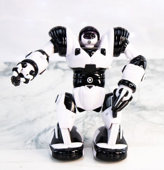 2004 WowWee RoboSapien Robot Mark Tilden Toy Robot