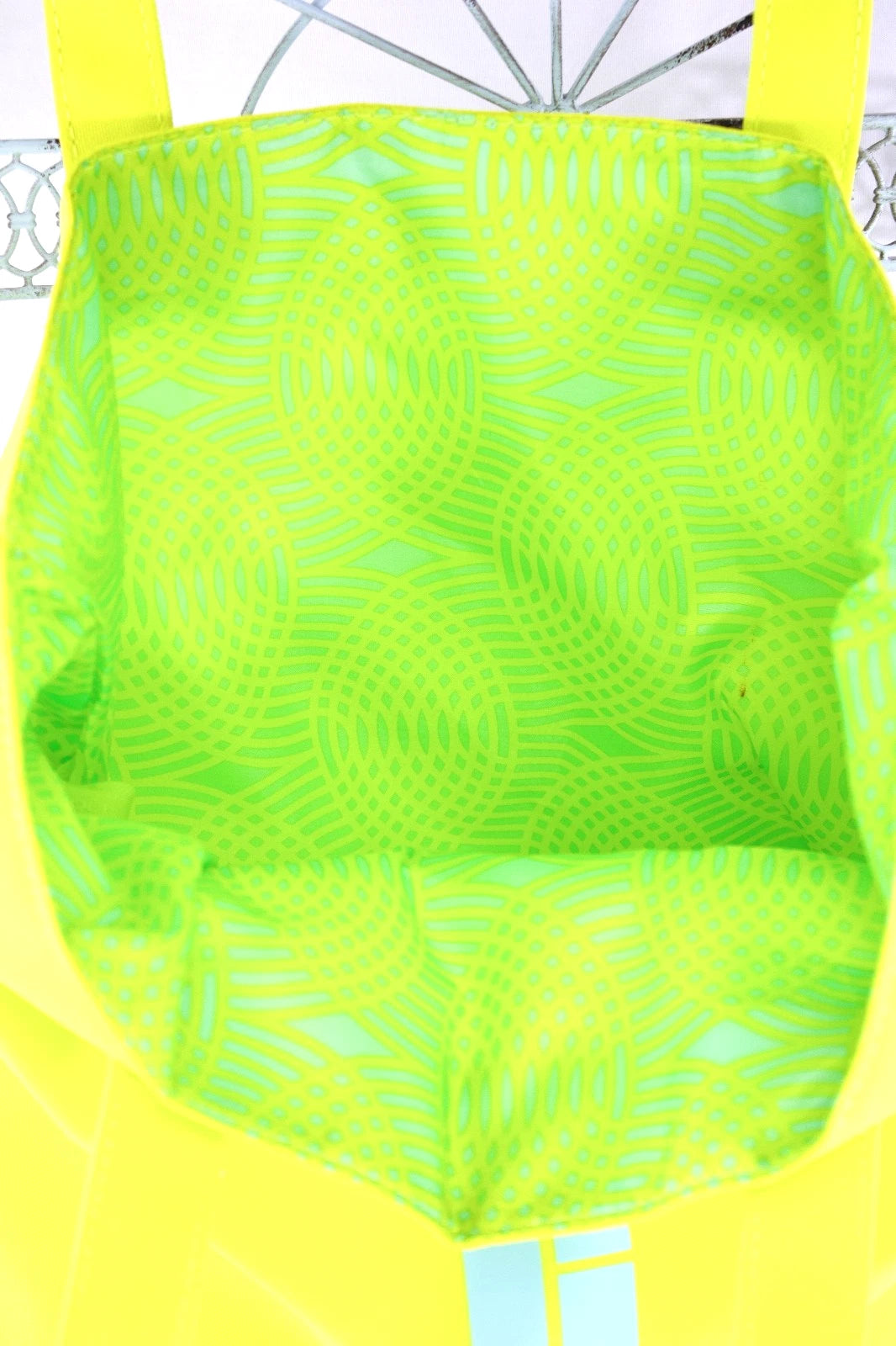 Clinique Neon Lime Tote Bag & Pouch | Modern Travel Set with Patterned Lining |