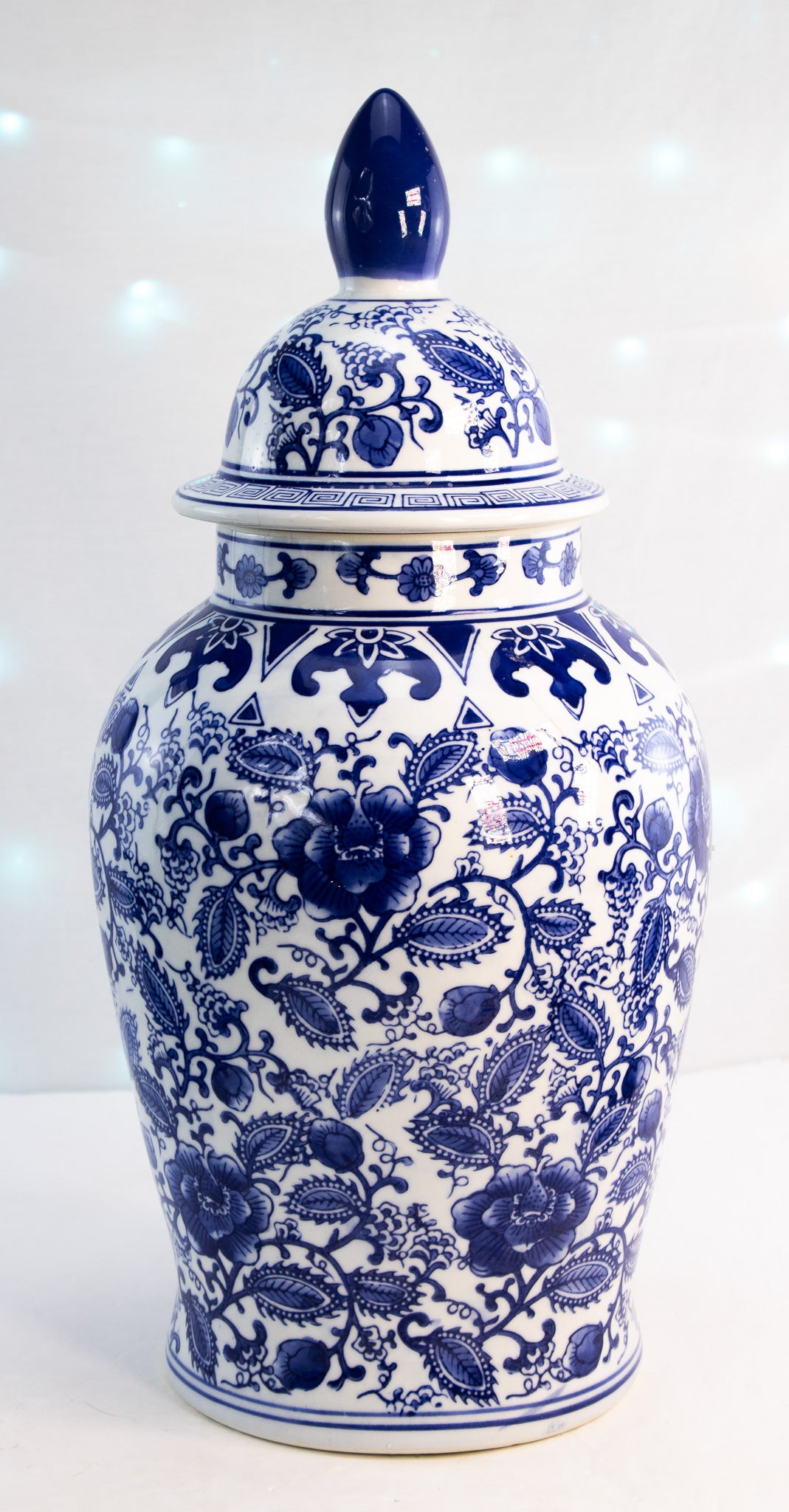 Large Blue White Ginger Jar with Lid Chinoiserie Floral Porcelain Decor