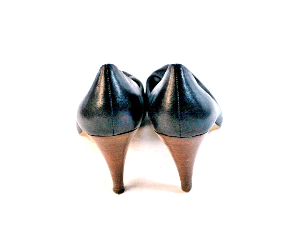 🔥 Classic Nine West “L-Kristy” Heels – Size 8M – Made in Brazil 🔥