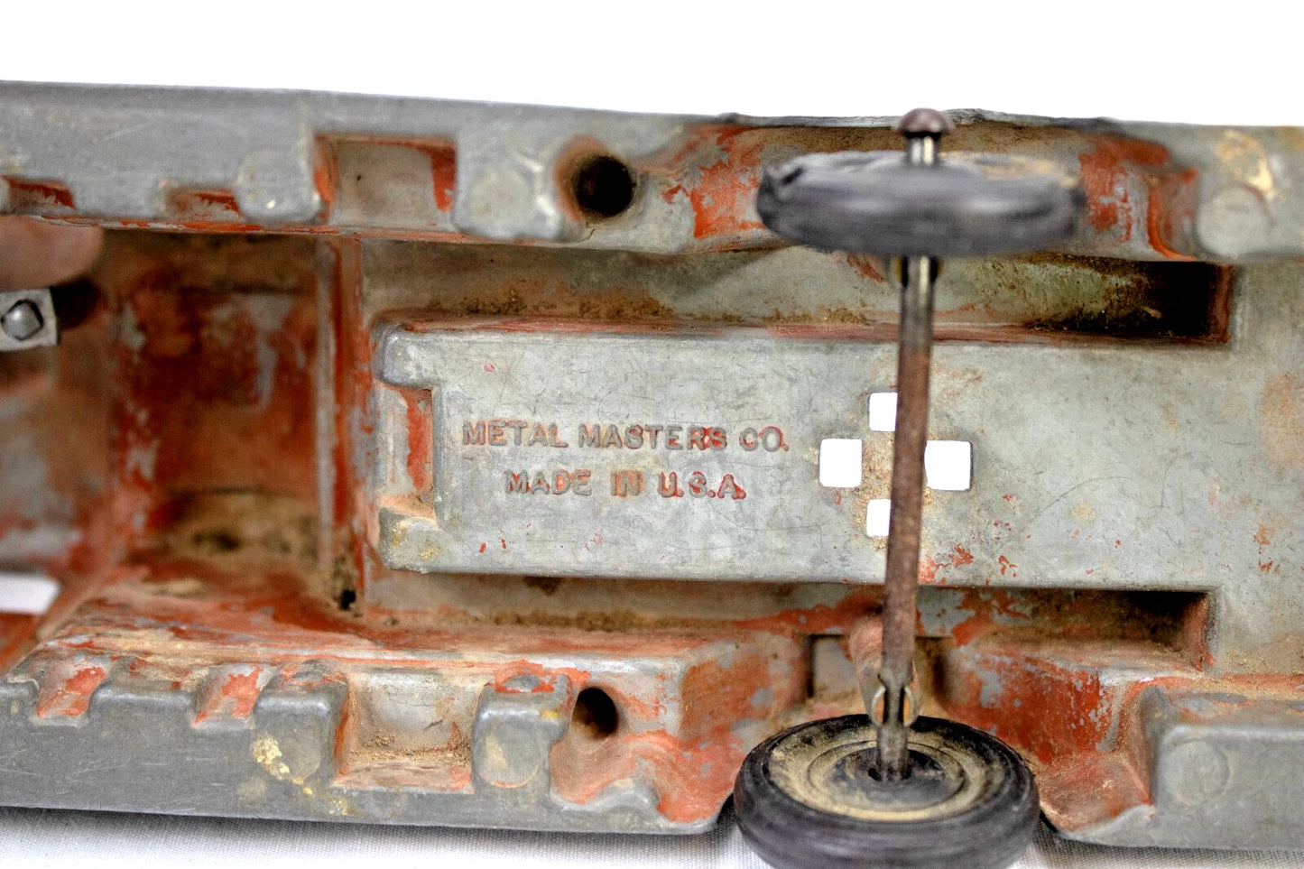 Vintage 1940s Metal Masters Fire Truck – Die-Cast Toy – USA Made