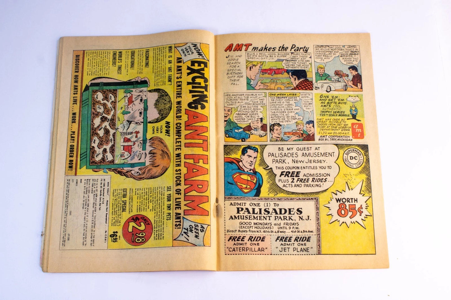 🔥 Batman #183 (Aug 1966, DC Comics) • Silver Age • Iconic "Lazy Batman TV Cover