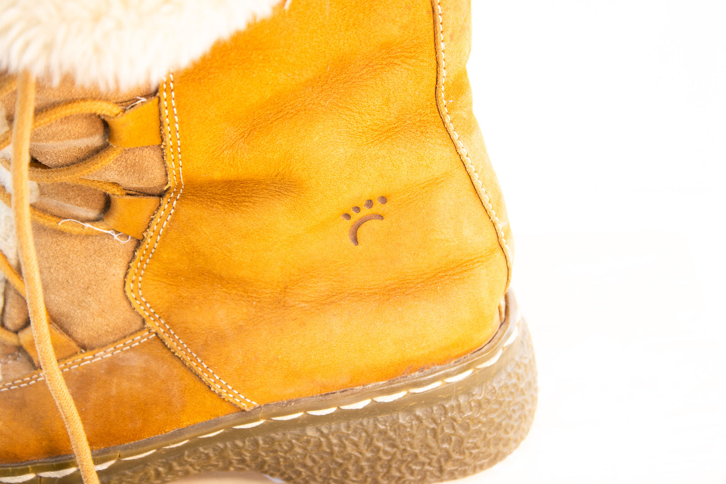 Bare Traps Purple Suede Ankle Boots – Women’s US 6