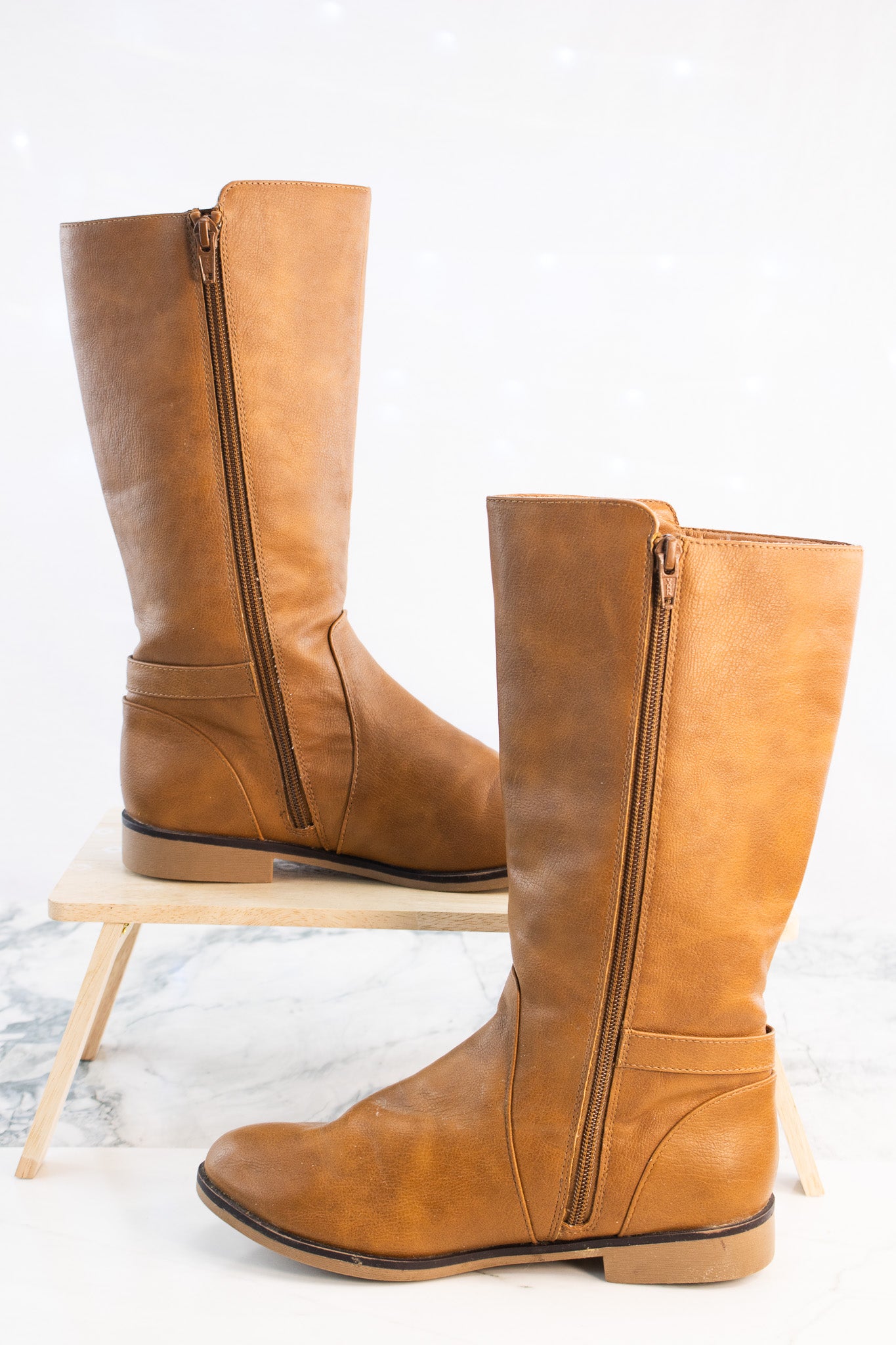 Golden Autumn Riding Boots – Youth Size 5 – Honey Cognac