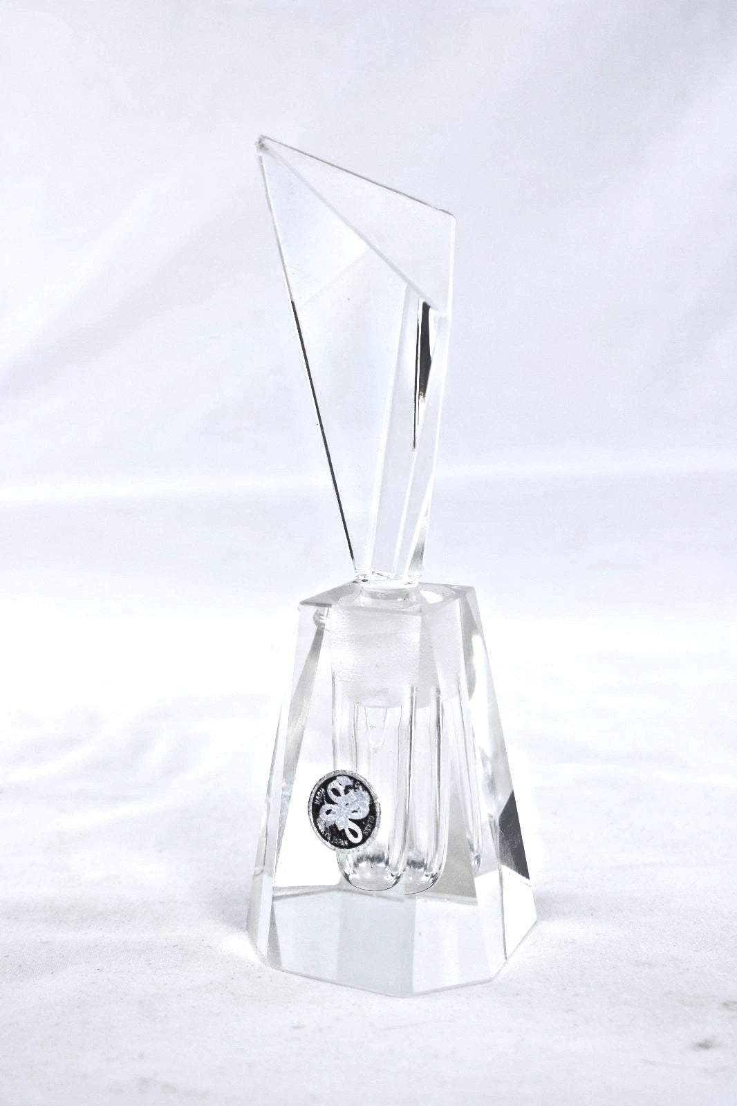 🗻 VINTAGE MODERNIST JAPANESE CRYSTAL OBELISK SCULPTURE PAPERWEIGHT • MCM TOKYO