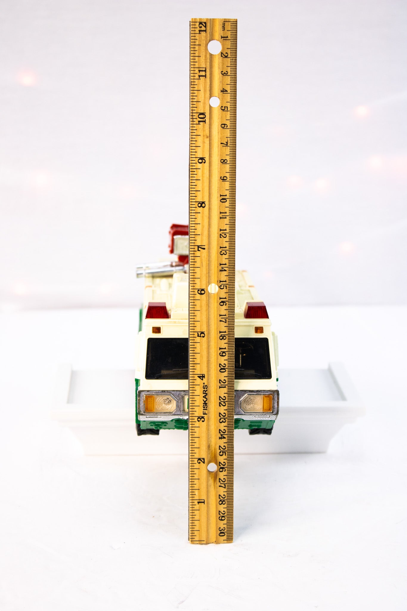 Classic 1996 Hess Fire Truck Toy – Lights and Sounds, Green & Cream