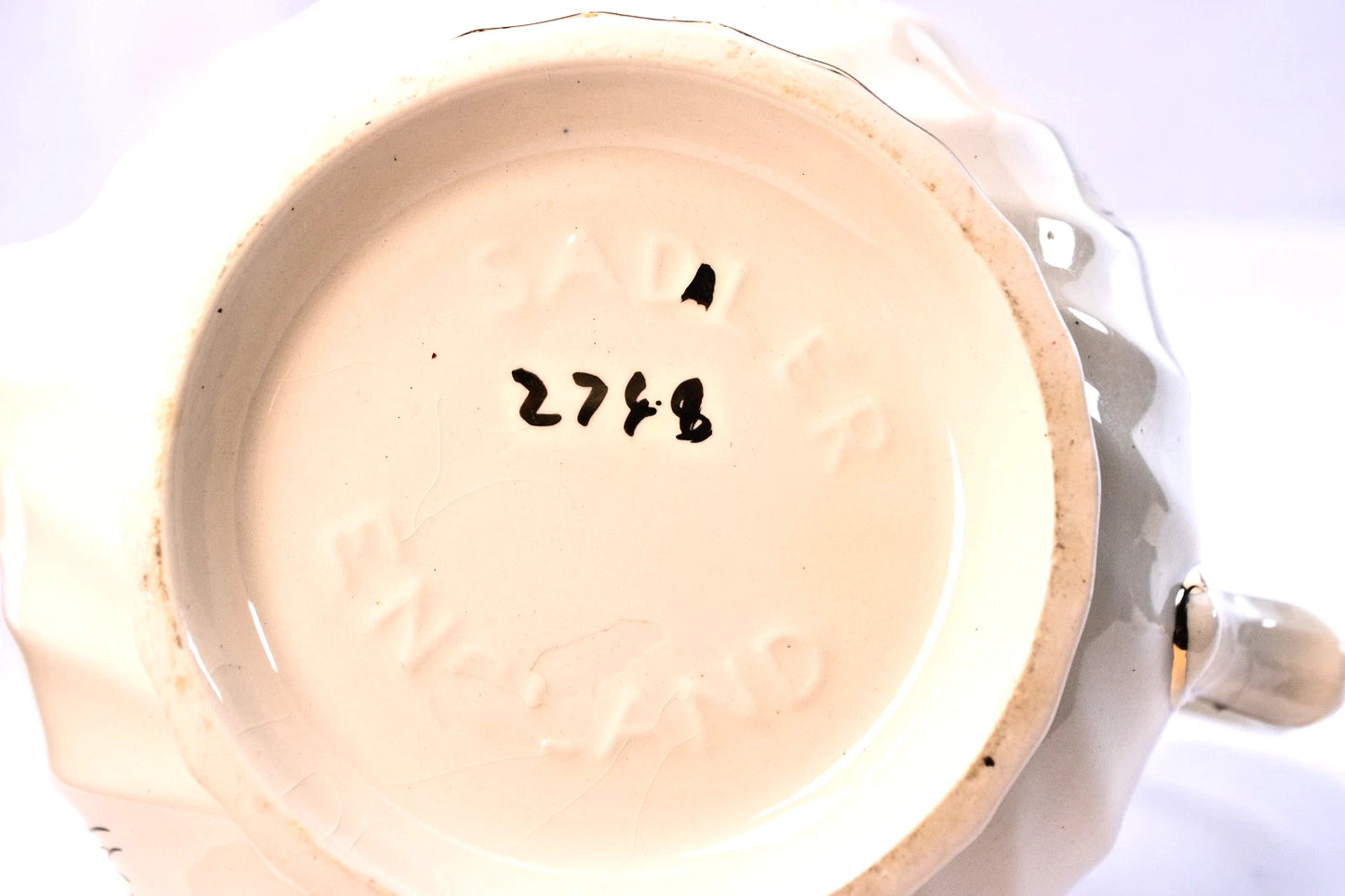 Sadler England No. 2748 – Hand-Painted Floral Teapot with Gilded Trim