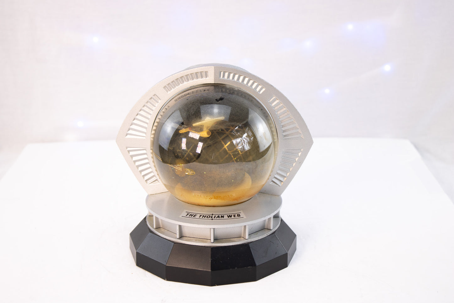 Vintage Star Trek Galaxy Globe – “The Tholian Web” – 1992 Paramount