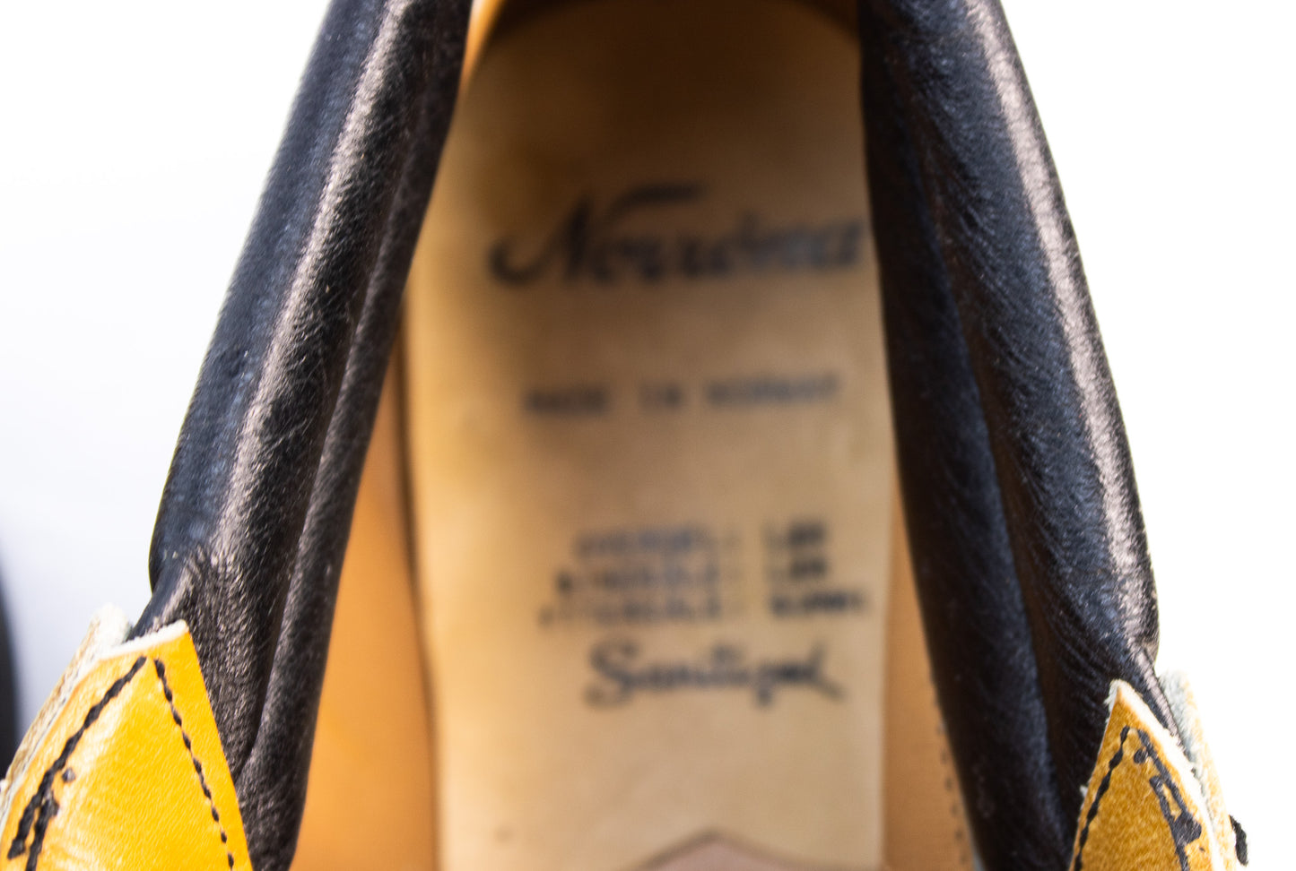 Vintage Johnston & Murphy Leather Chukka Boots Mustard Gold USA Norway 1970s