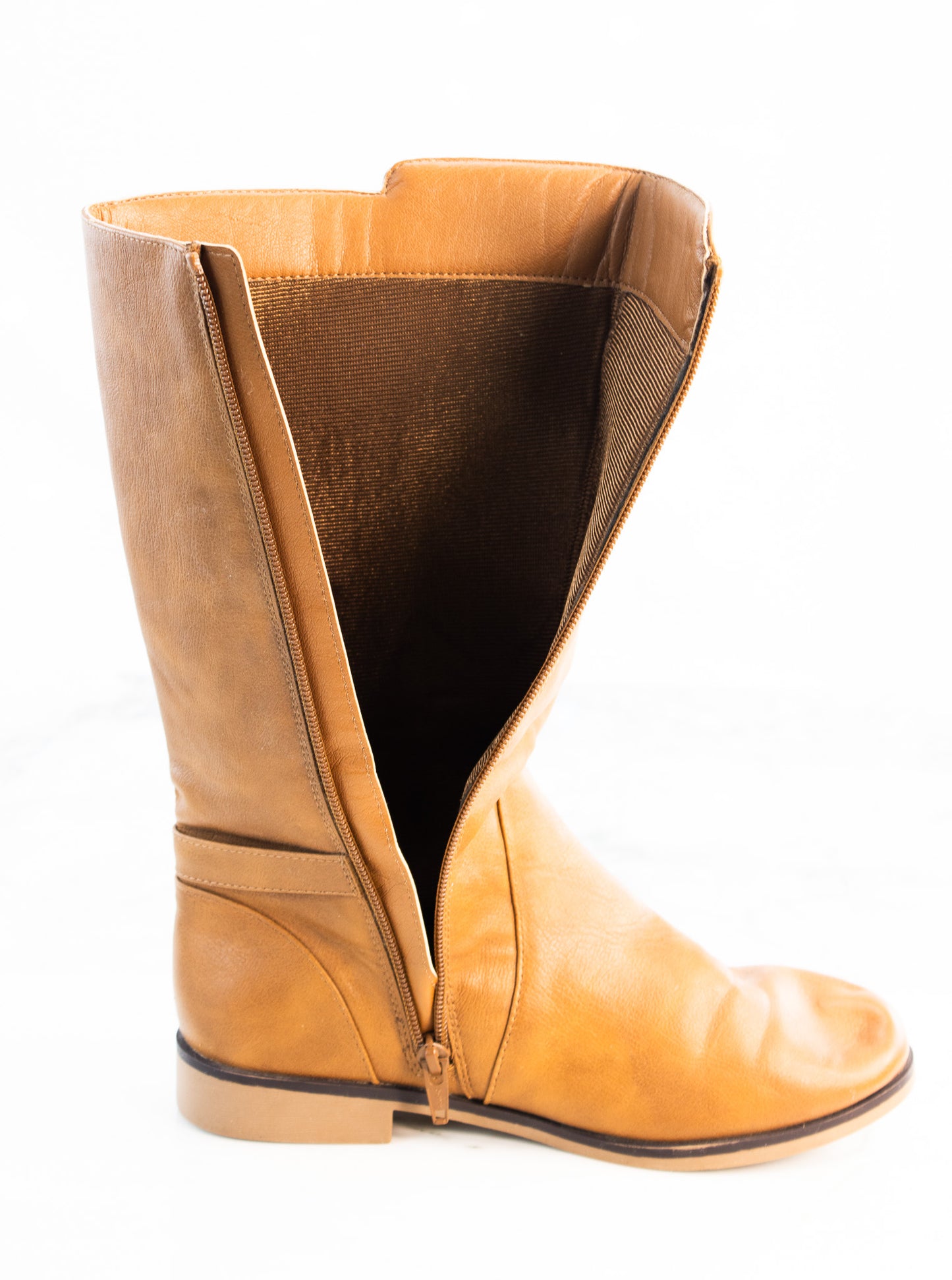 Golden Autumn Riding Boots – Youth Size 5 – Honey Cognac