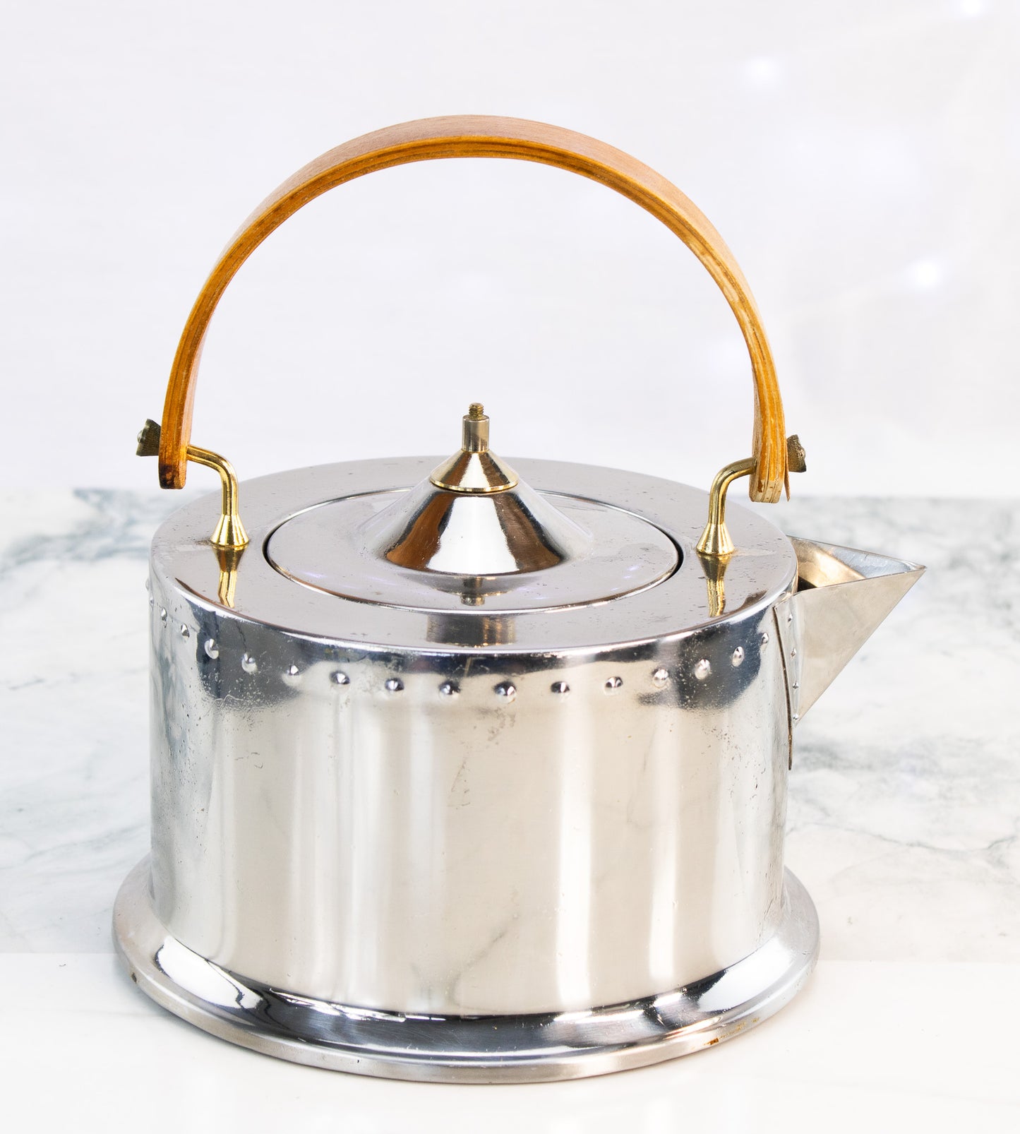 Aluminum Tea Kettle | Wood Handle Stovetop Kettle | 1950s–60s