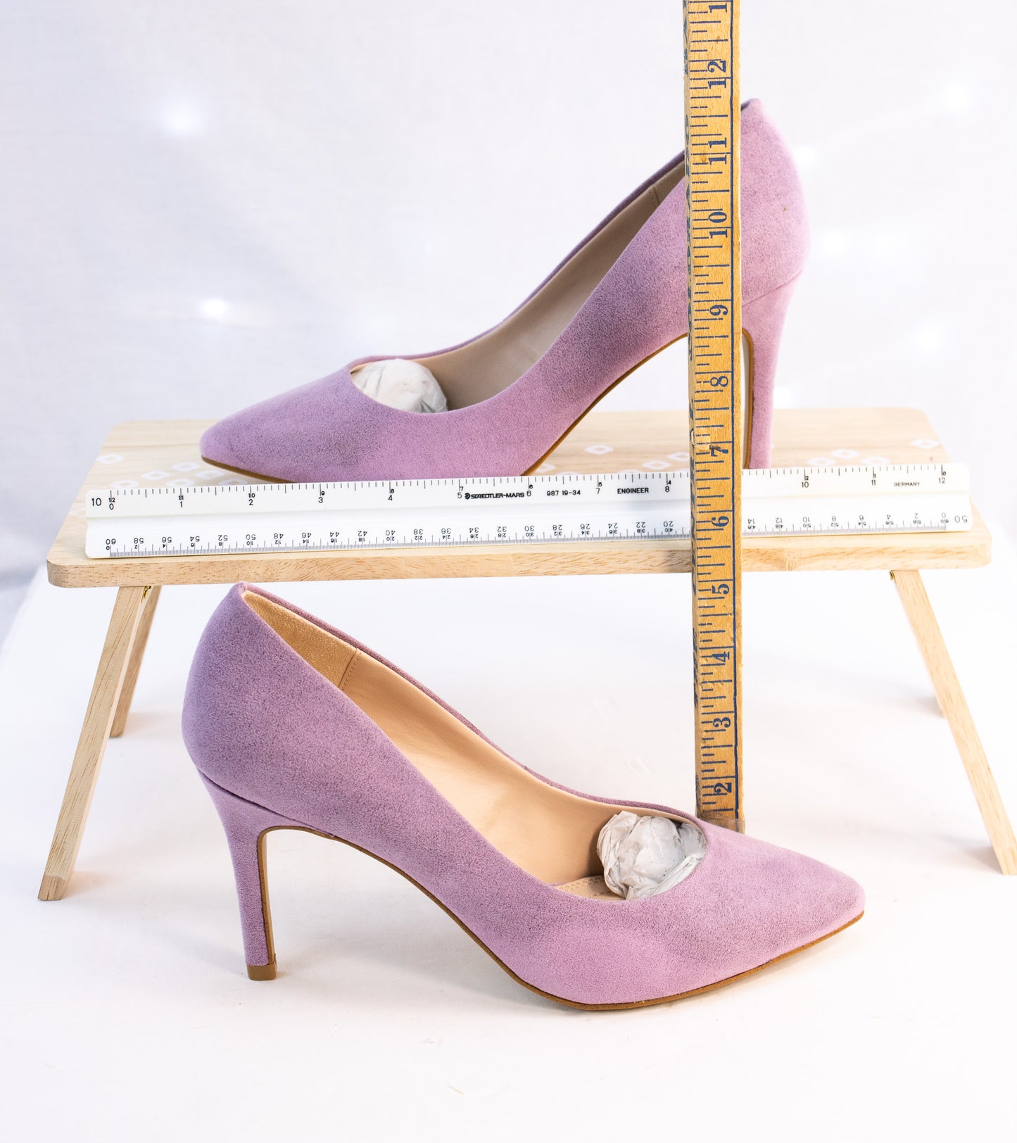 Kelly and Katie Lavender Suede Pumps – Astivia Heels – Size 7.5