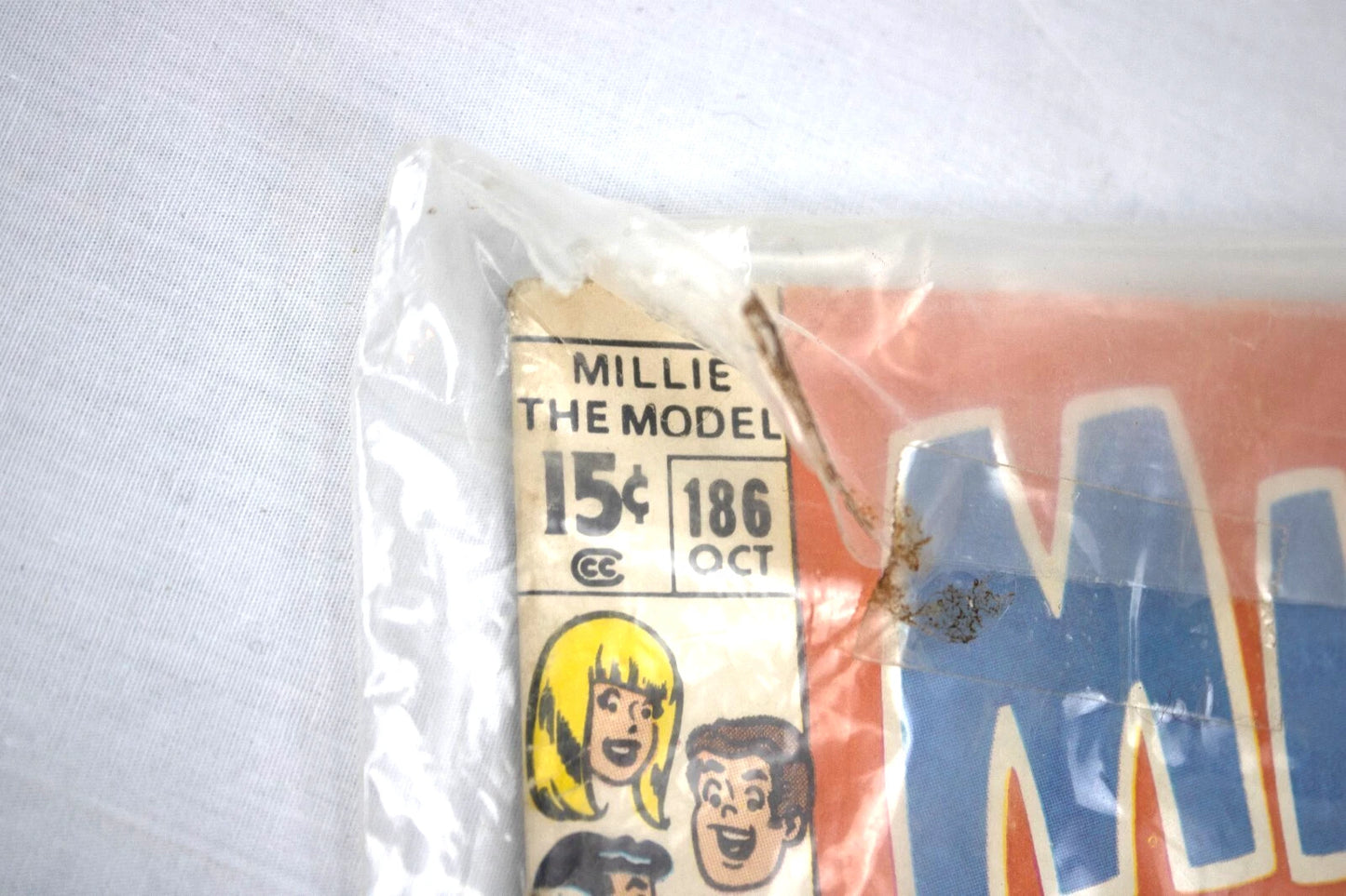 Millie the Model #186 – Vintage Marvel Romance Comedy Comic | Beach Humor Issue
