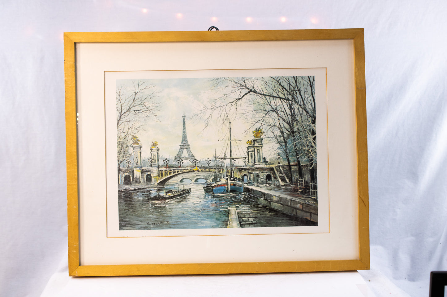 Vintage Paris Eiffel Tower Art Print – Framed French Cityscape, 1981