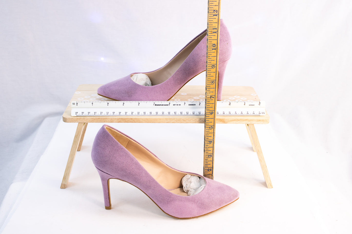 Kelly and Katie Lavender Suede Pumps – Astivia Heels – Size 7.5