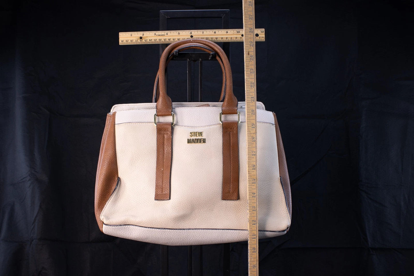✨ Steve Madden Structured Colorblock Tote – Cream & Caramel