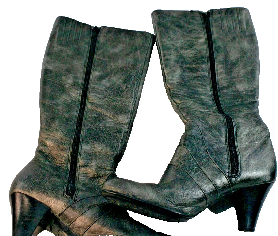🔥 "BORN" Brand Black Leather Tall Boots – Sleek Heels (Size US 8.5 )