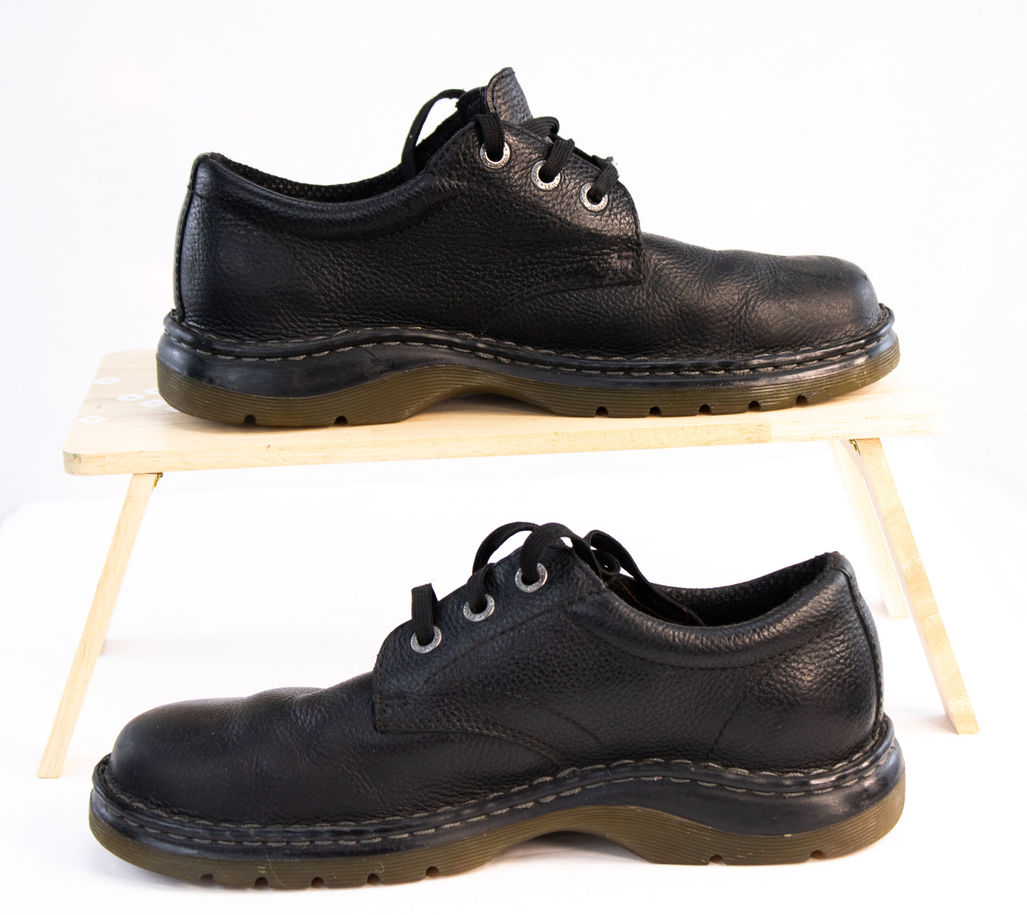 Vintage Dr. Martens Ordel Shoes – Black Leather – US Men’s 9 / EU 42