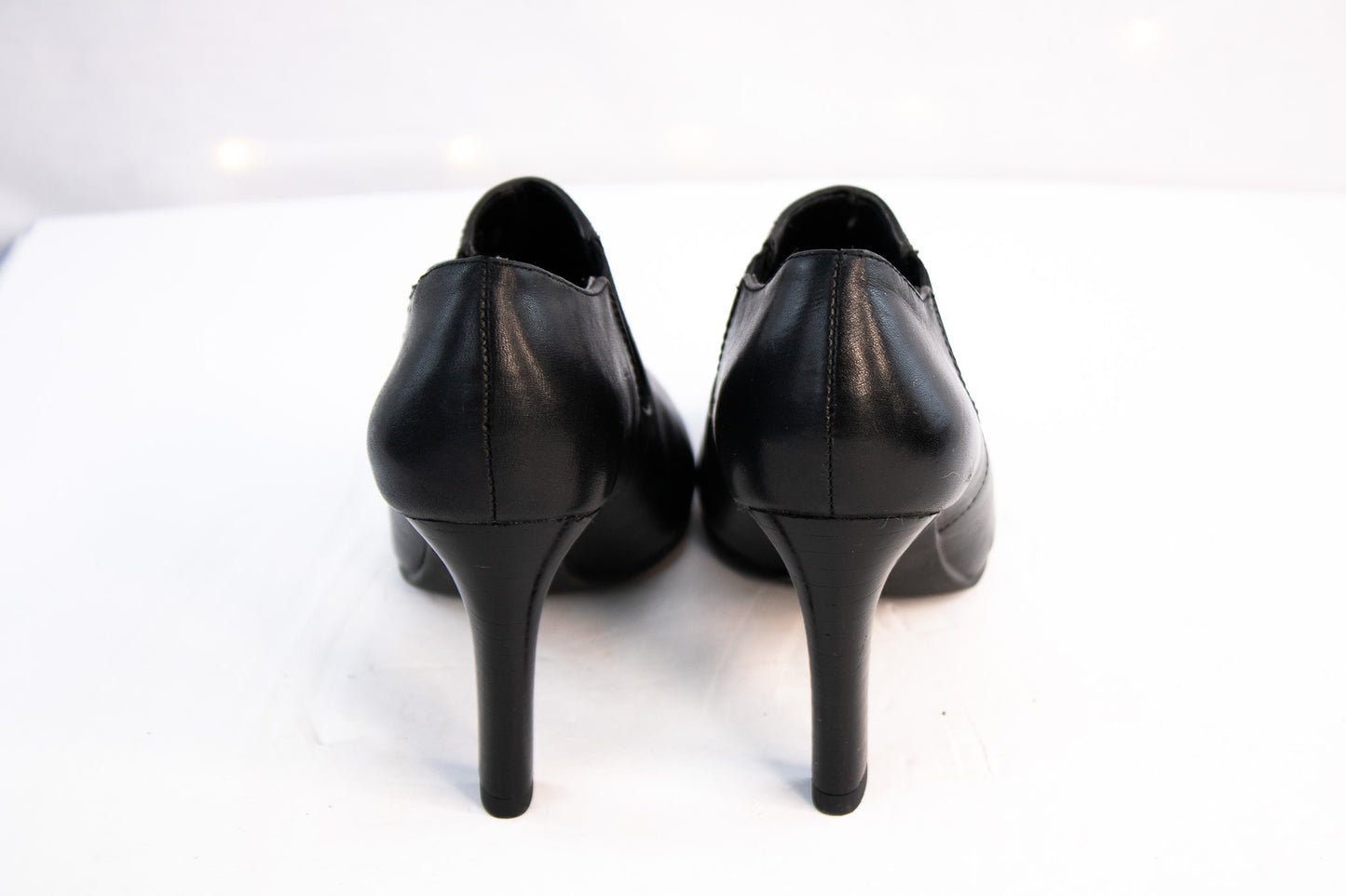 Franco Sarto Black Leather Ankle Booties Women 6.5 Classic Heeled Chelsea