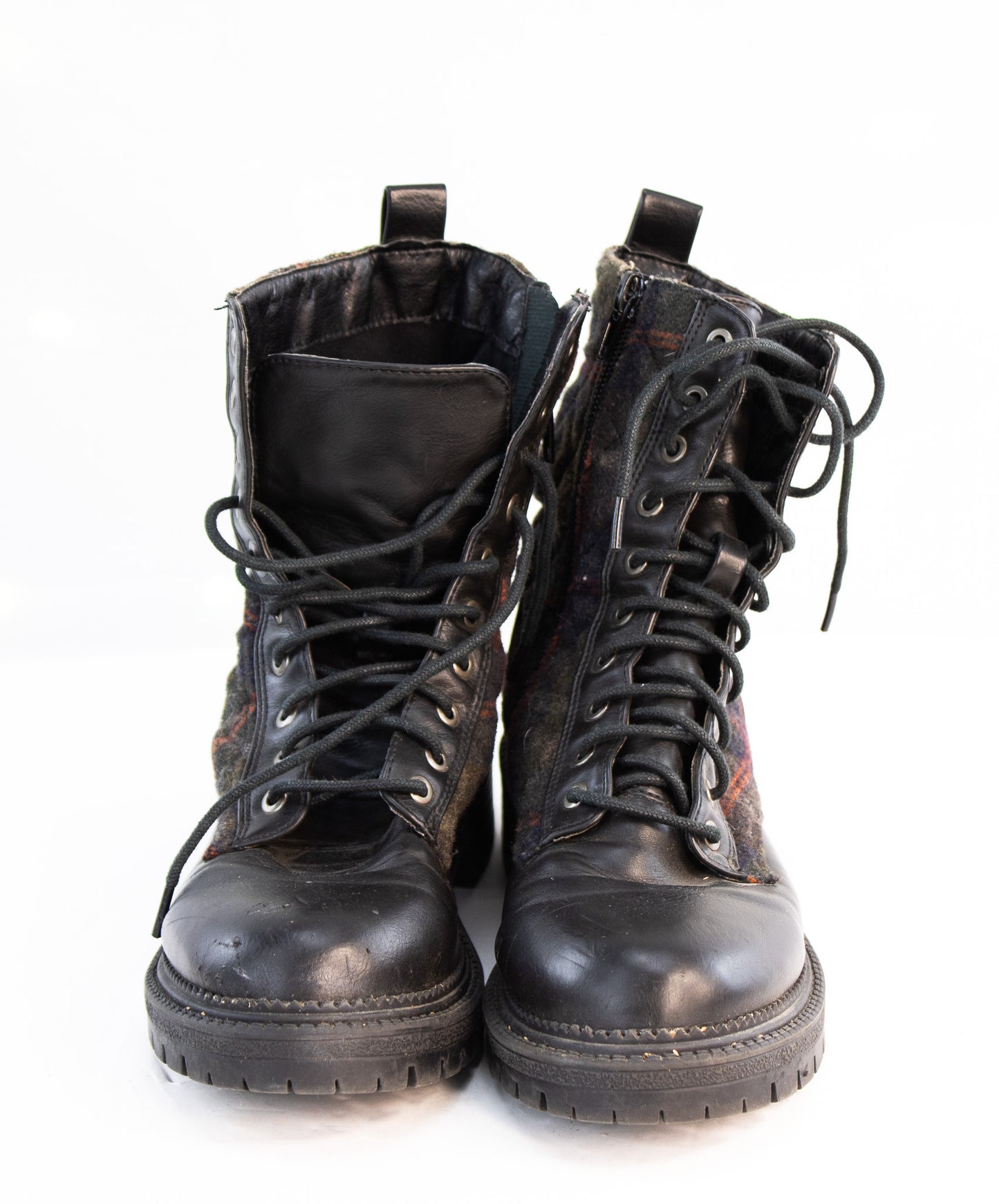Rock and Candy Plaid Combat Boots – Women’s Size 7 – Lace Up Boots