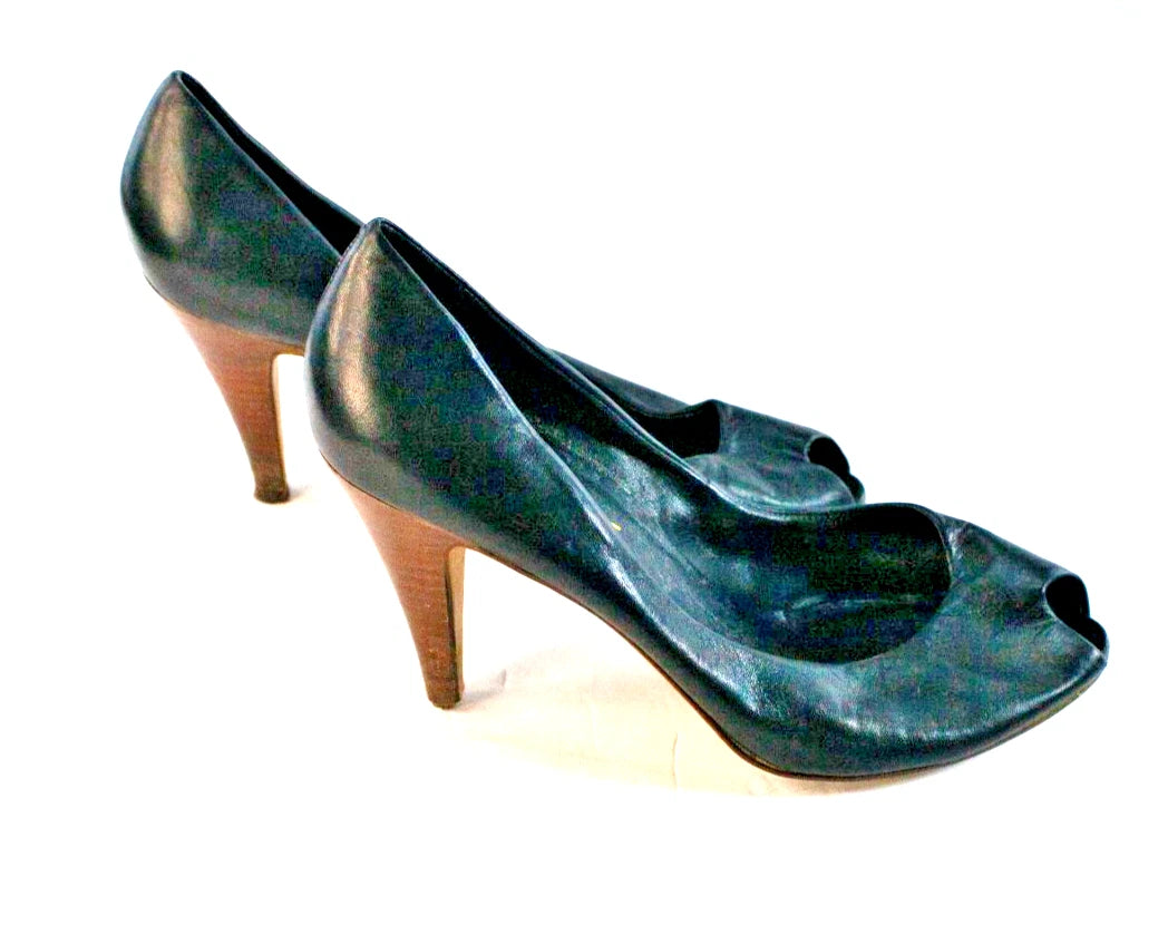 🔥 Classic Nine West “L-Kristy” Heels – Size 8M – Made in Brazil 🔥